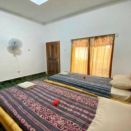 Duyung Rooms & Resto Gerupuk Bumbang Екстер'єр фото
