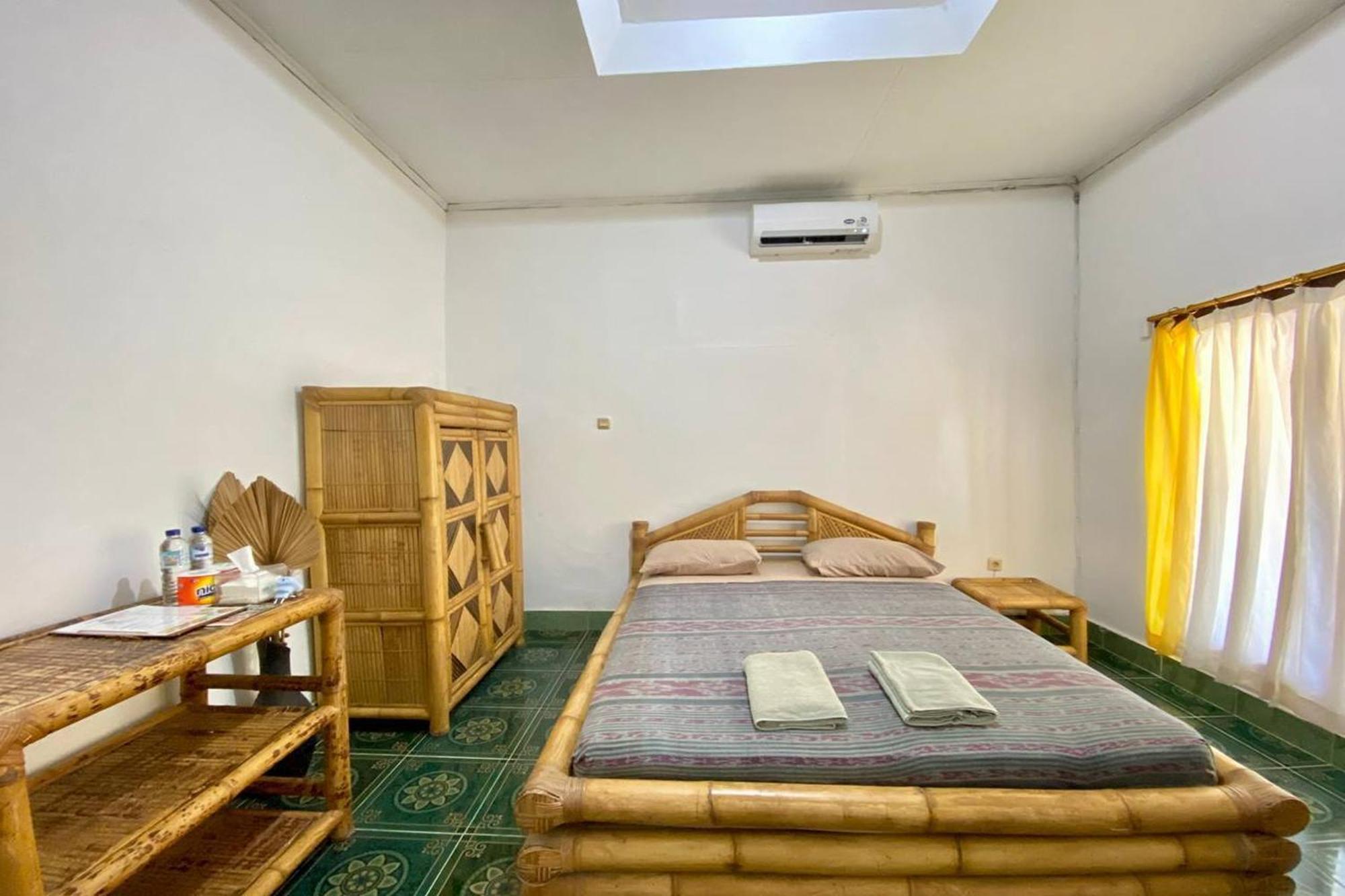 Duyung Rooms & Resto Gerupuk Bumbang Екстер'єр фото