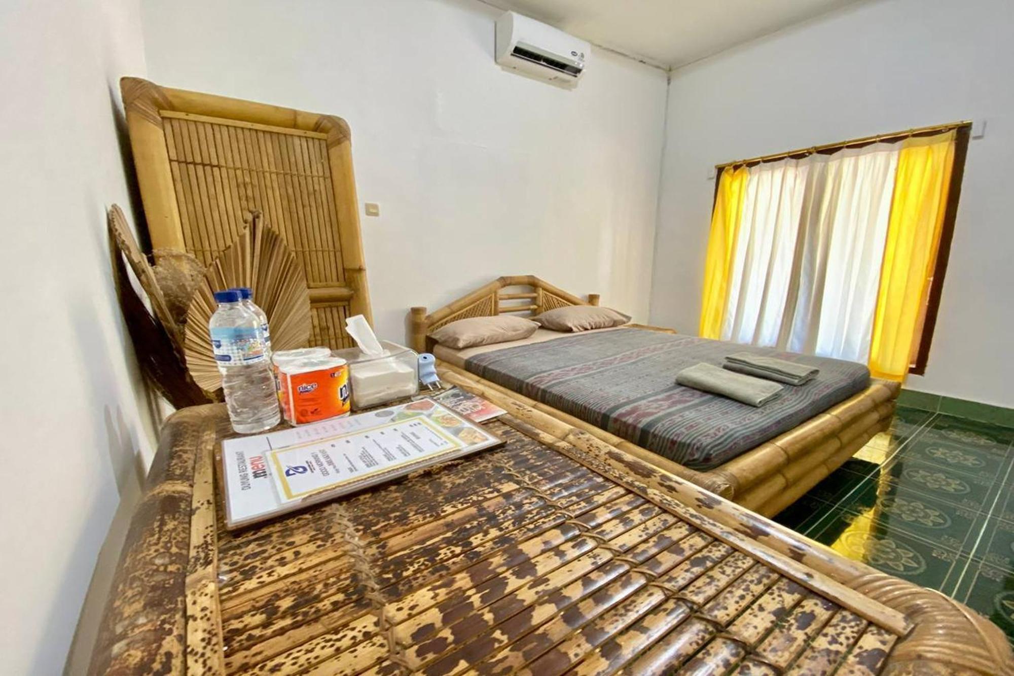 Duyung Rooms & Resto Gerupuk Bumbang Екстер'єр фото