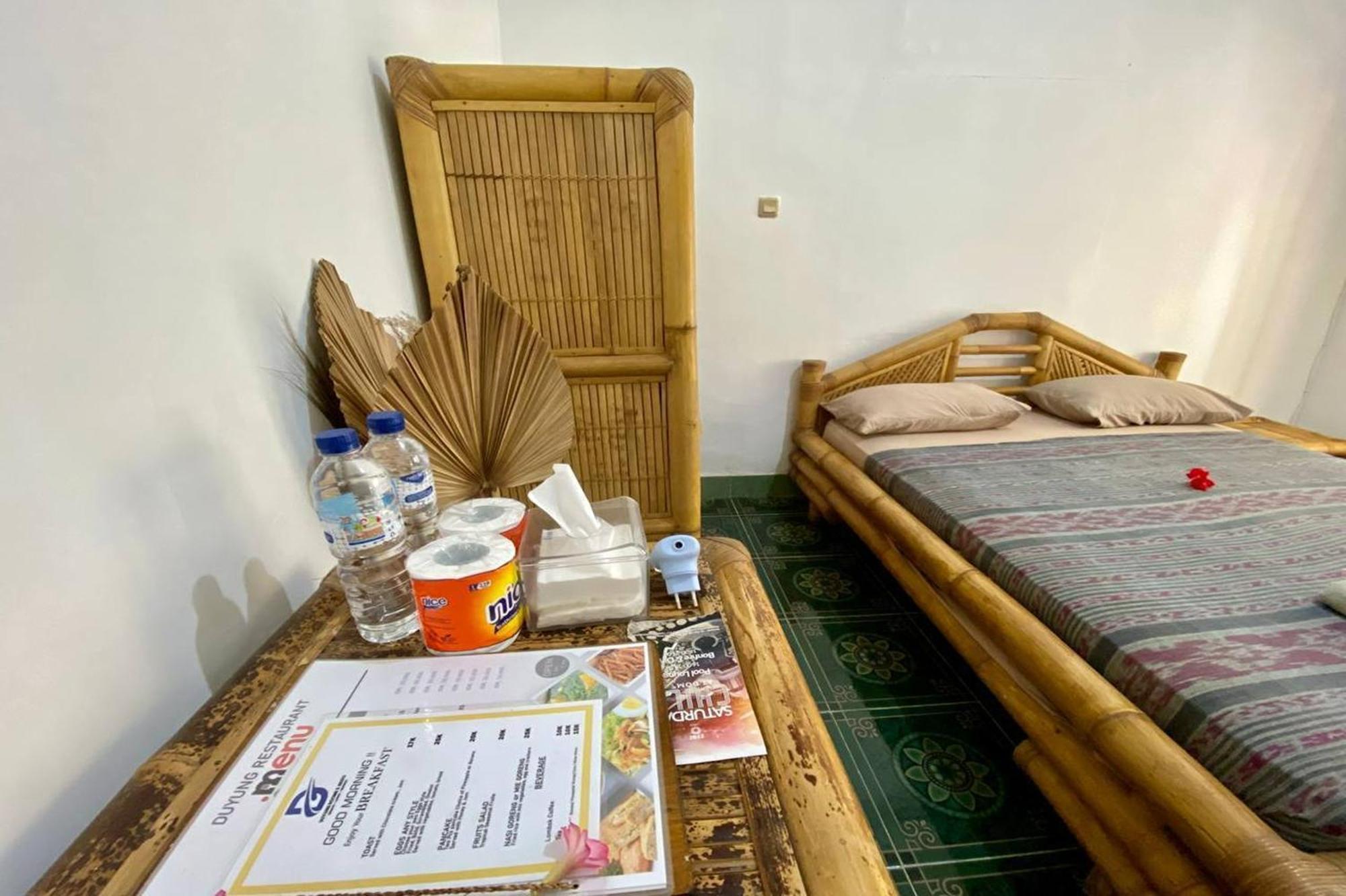 Duyung Rooms & Resto Gerupuk Bumbang Екстер'єр фото
